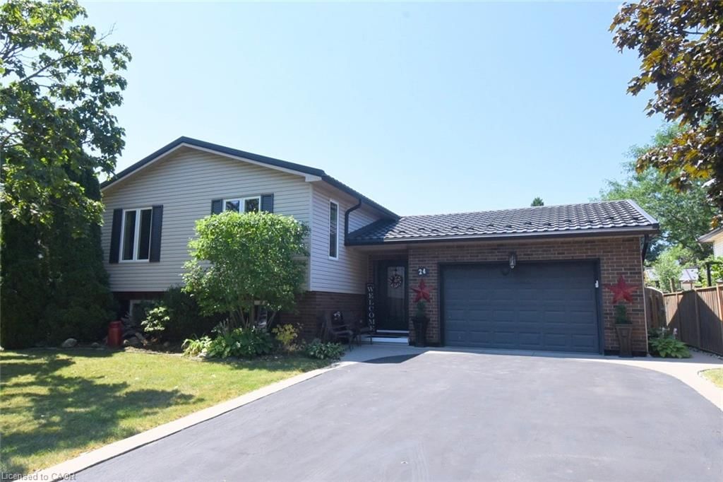 Single Family Residence sold at 24 Buchanan Drive, Caledonia, ON, N3W 1H1 - Caledonia South East - MLS: 40853057