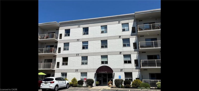 305 - 12 St. Andrew Street
