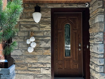 74 Mitchell Street