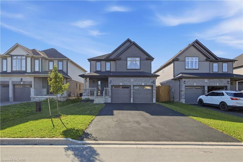 275 Bradshaw Drive photo 4