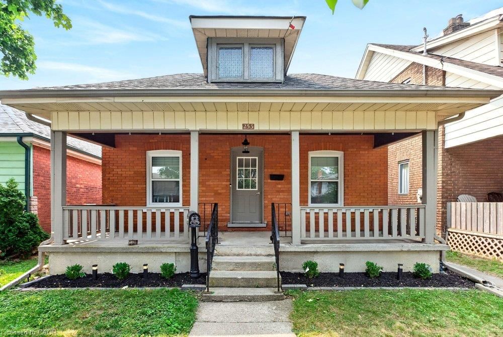 Single Family Residence leased at 253 Marlborough Street, Brantford, ON, N3S 4T4 - East Ward - MLS: 40853208