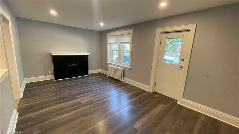 2 - 45 Carrick Avenue