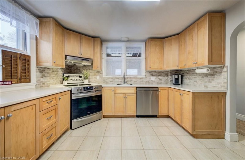 76 Brentwood Avenue photo 5