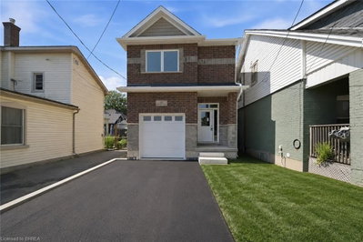 11 Ontario Street