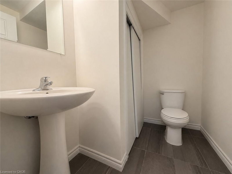 36B - 1430 Highland Road W