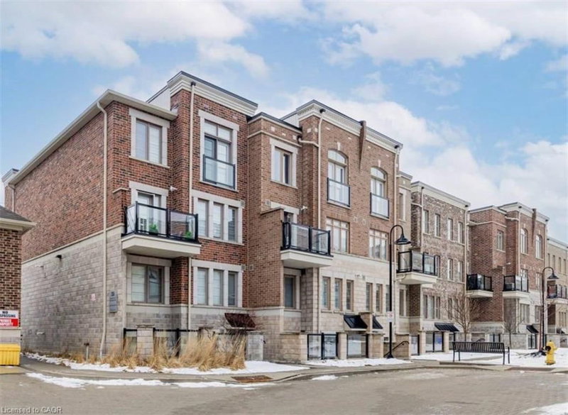 203 - 2355 Sheppard Avenue W