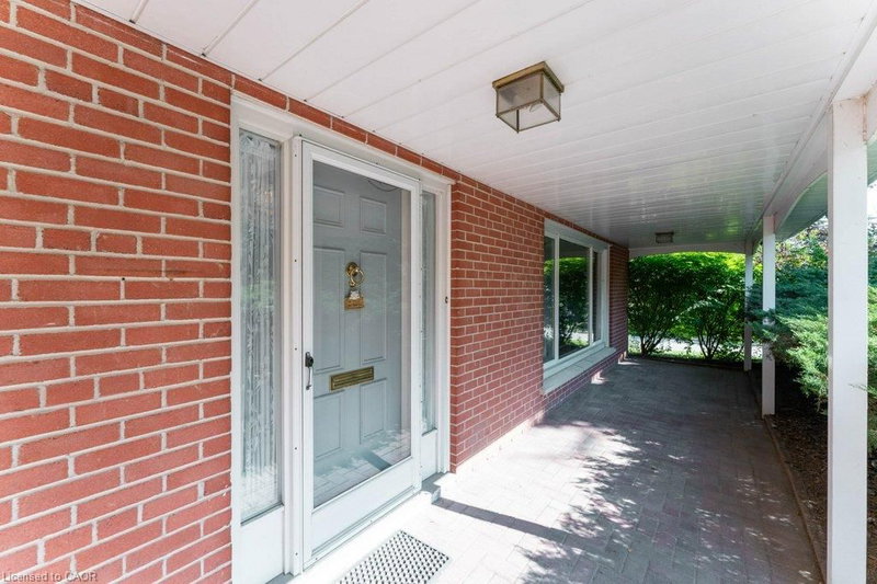 2 Robinter Drive