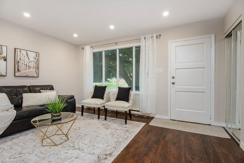 A - 185 Cedarvale Crescent