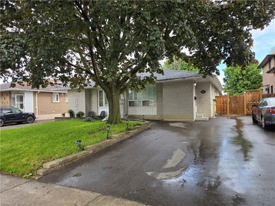 B - 2026 Fontwell Crescent