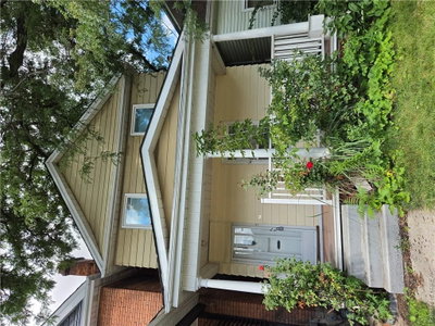 14 Arthur Avenue S