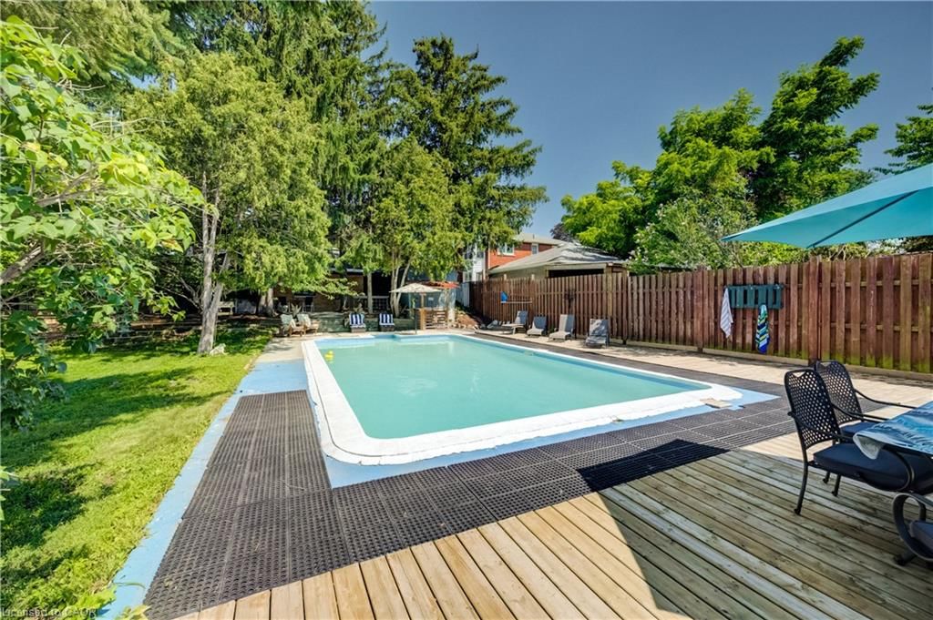 145 Ann Street, Kitchener, view 37