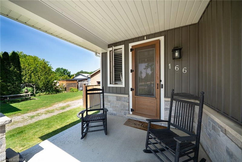 166 King Street photo 5
