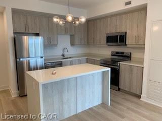 901 - 575 Conklin Road