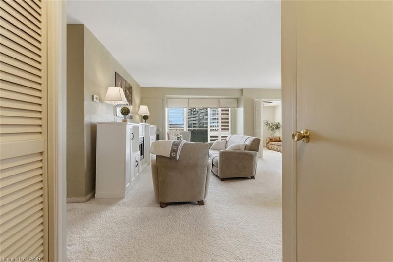 301 Frances Avenue photo 4