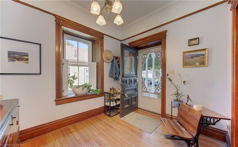 63 Birch Street photo 5
