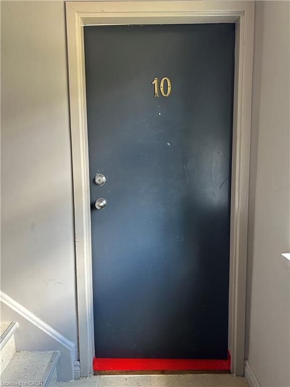 108 Creighton Road photo 4