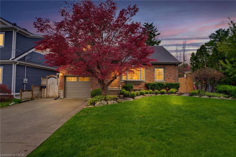 586 Woodland Avenue