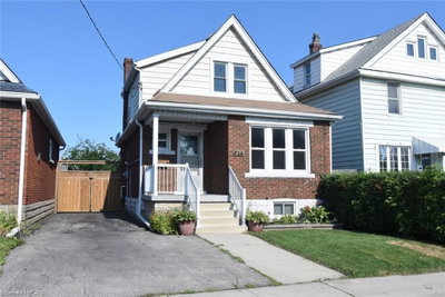 215 Paling Avenue