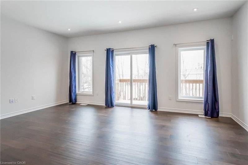 3981 Crown Street photo 5