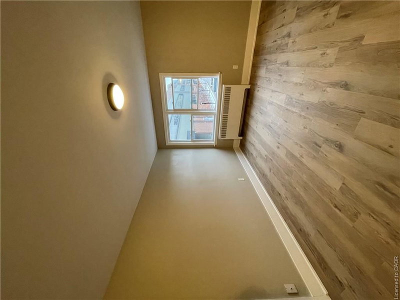 3 - 181 King Street E