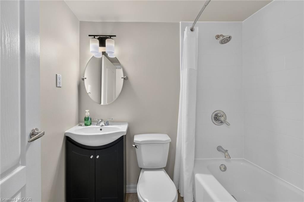 1004-141 Catharine Street, Hamilton, view 18