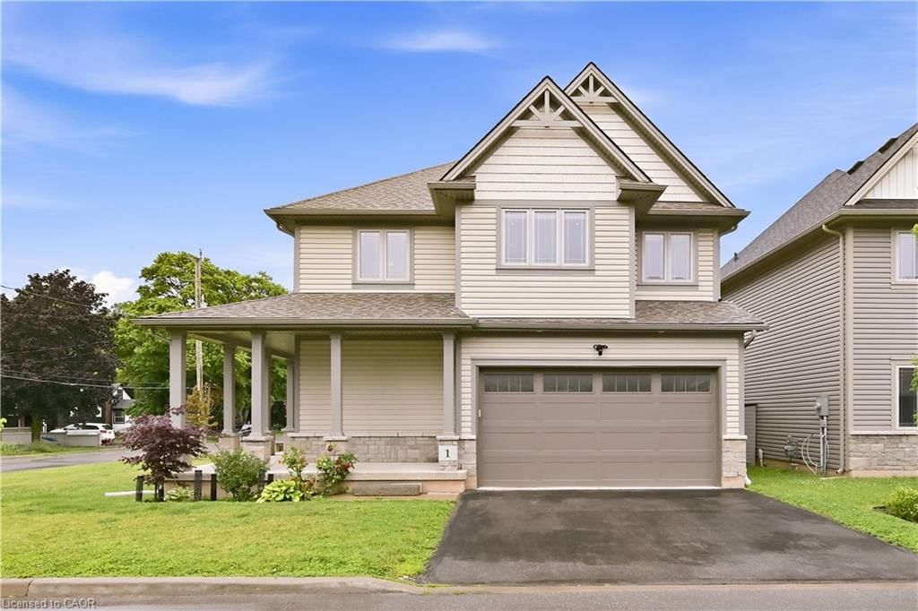 Single Family Residence sold at 1 Lindsay Way, Grimsby, ON, L3M 0H6 - Grimsby Beach (540) - MLS: 40854512