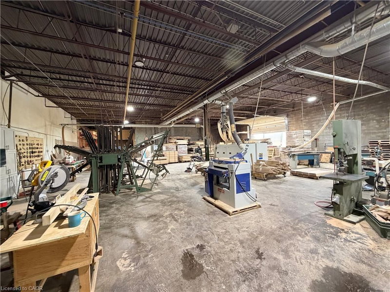 119 Pinebush Road photo 4