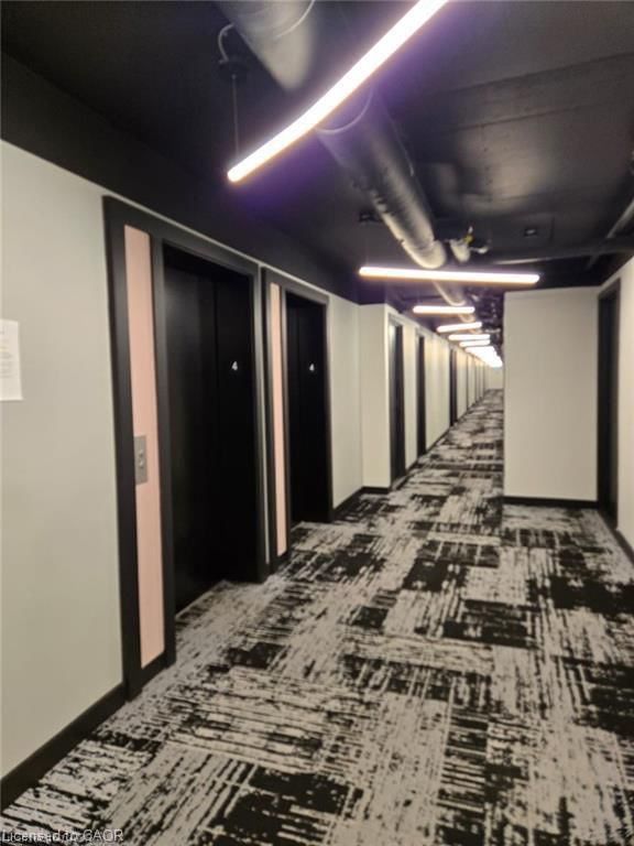 824 Room 2 - 1 Jarvis Street