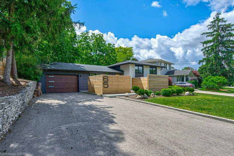 65 Lang Crescent