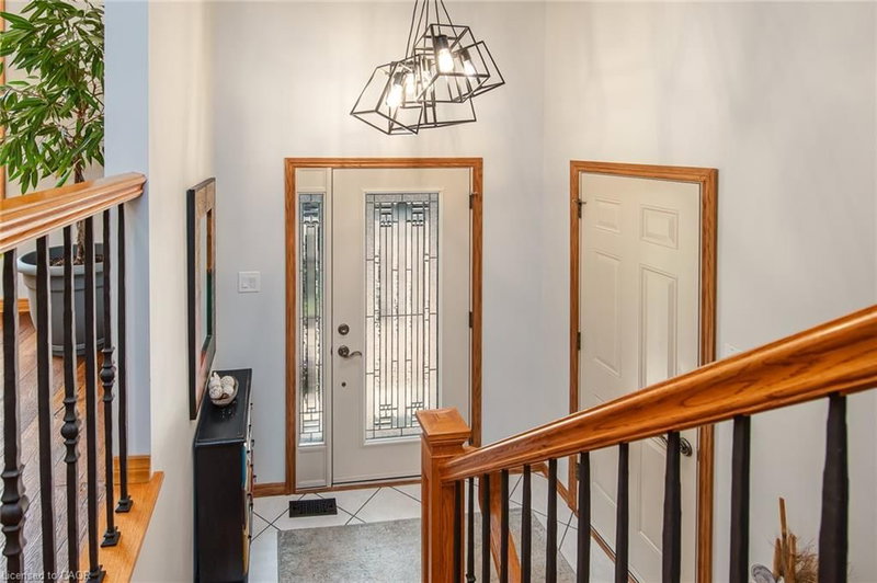 154 Ambleside Court photo 5