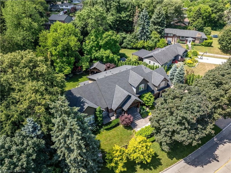 921 Scenic Drive