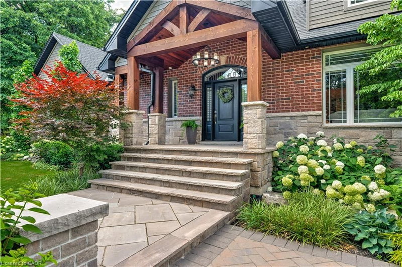 921 Scenic Drive