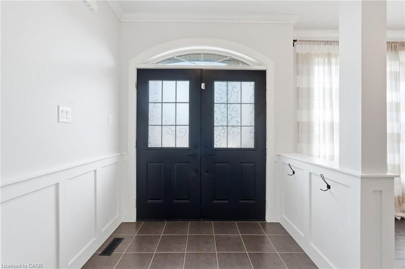 108 Fowler Drive photo 5
