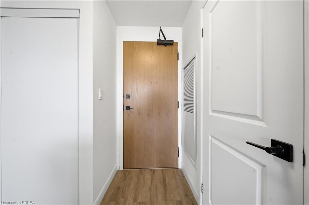 7 Erie Avenue Unit 202 — photo 4