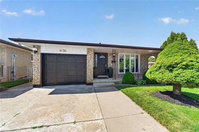 10 Glen Cannon Drive