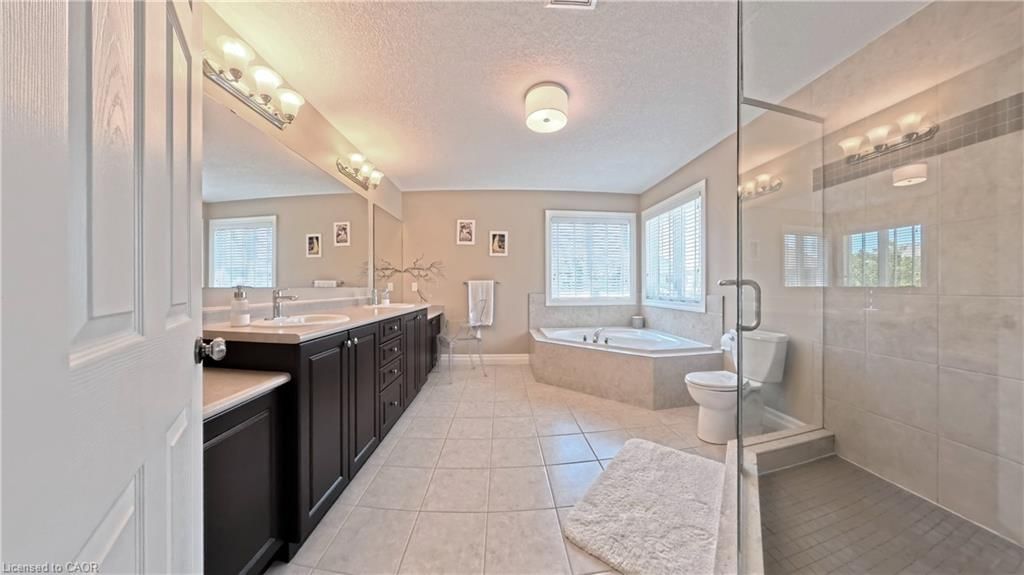913 Valebrook Court, Kitchener, view 26