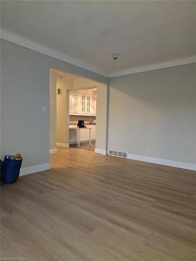 Upper - 26 Glengarry Road