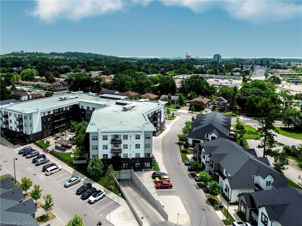 17-110 Fergus Avenue, Kitchener, view 4