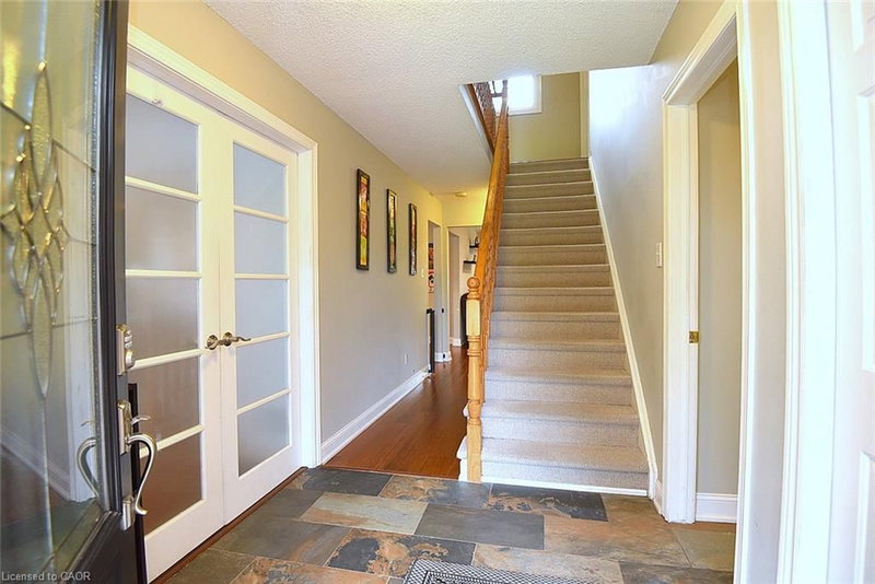 75 Josephine Drive photo 4