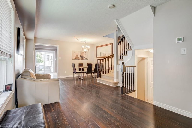 33 Slater Court