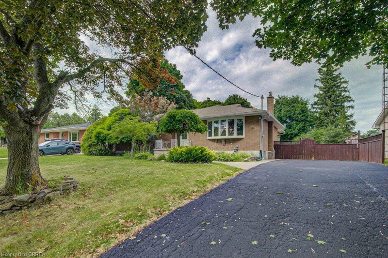 6 Bayly Drive