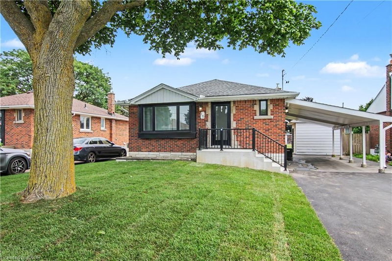 15 Greenwood Street