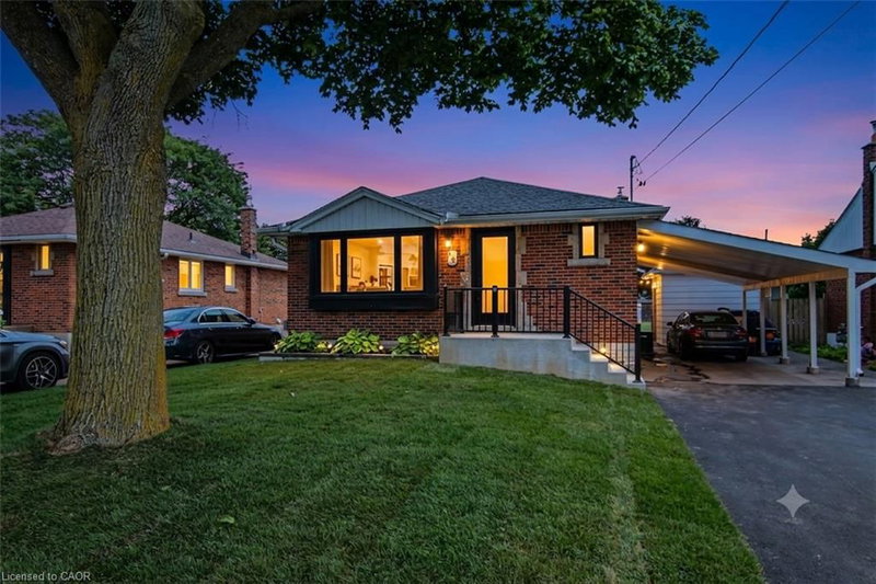 15 Greenwood Street