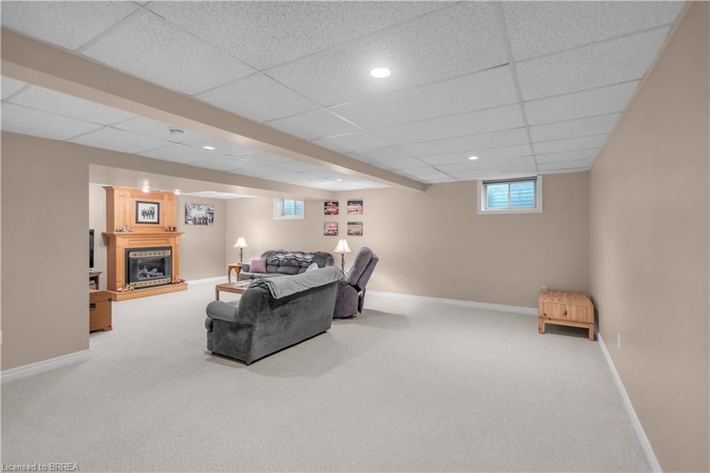 Single Family Residence for sale at 25 Sudds Lane, Brantford, ON, N3T 6M5 - Shellard Lane - MLS: 40855053