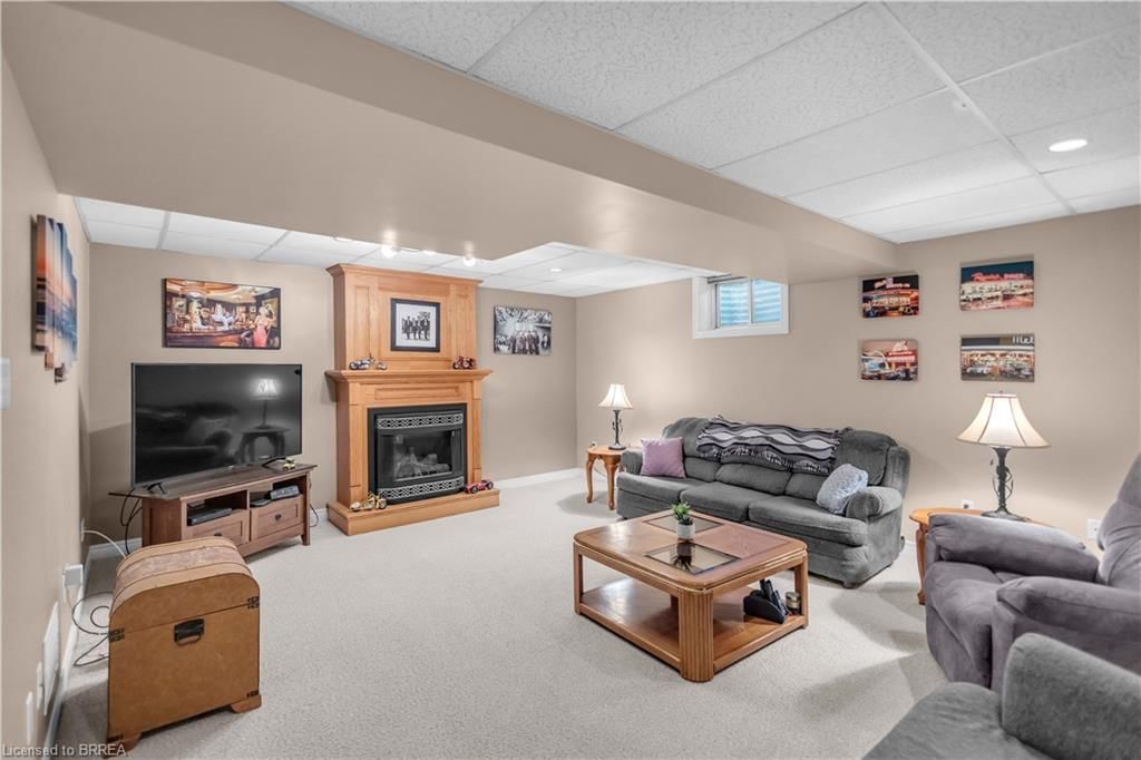 Single Family Residence for sale at 25 Sudds Lane, Brantford, ON, N3T 6M5 - Shellard Lane - MLS: 40855053