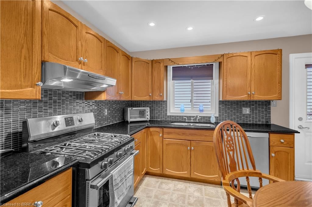Single Family Residence for sale at 25 Sudds Lane, Brantford, ON, N3T 6M5 - Shellard Lane - MLS: 40855053