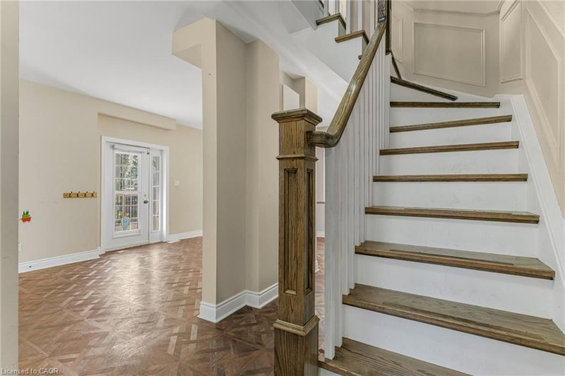 403 Niagara Street photo 4