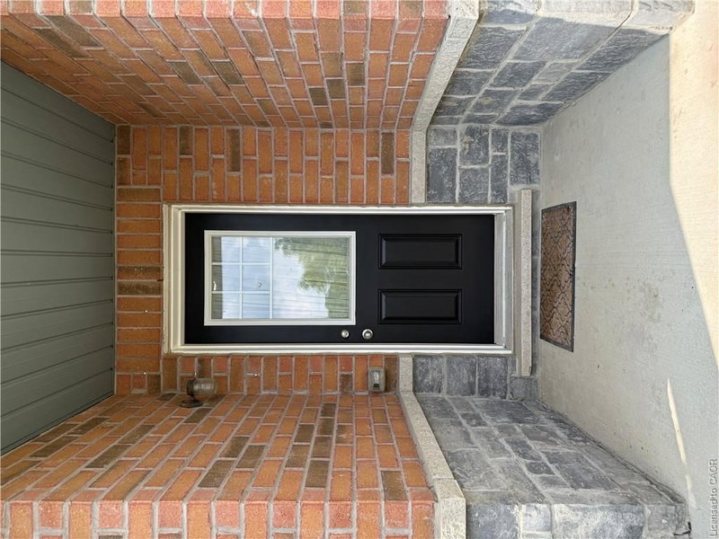 62 Magdalene Crescent