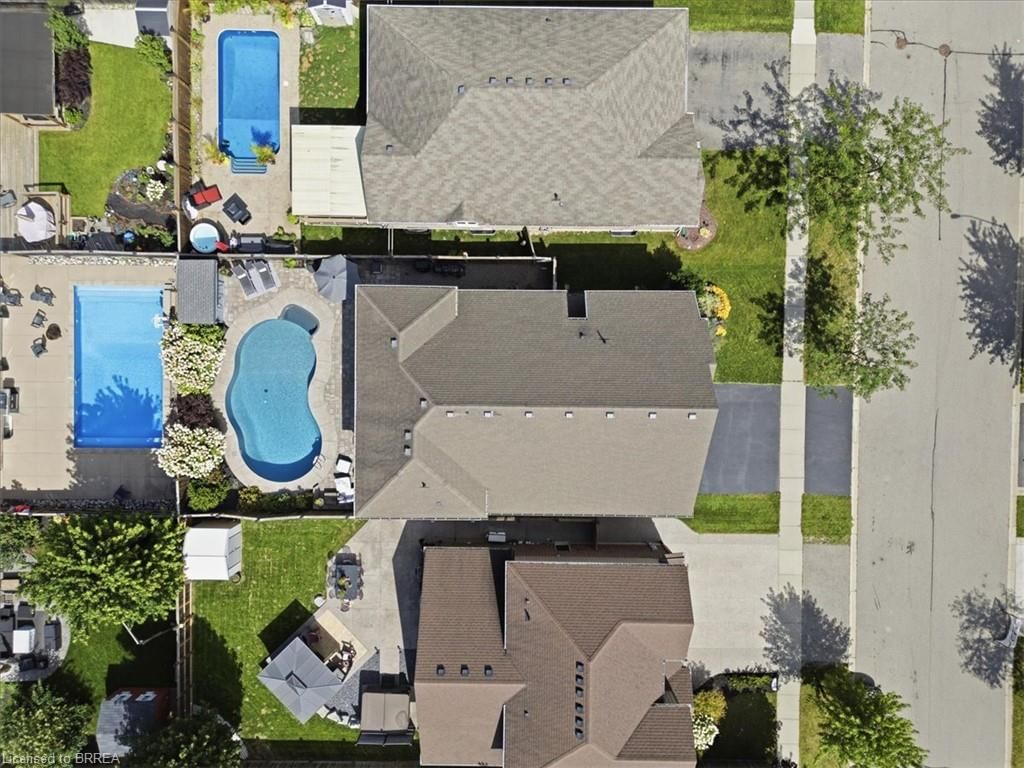 14 Mcqueen Drive — photo 2