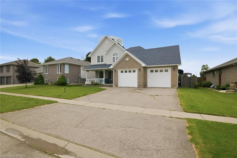 61 Sunnyside Drive